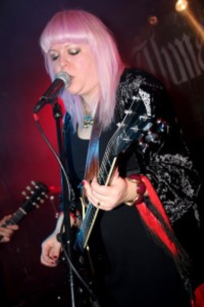 Alunah2-200x300.jpg