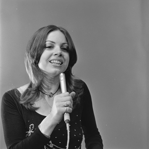 Jerney Kaagman singer in Earth&Fire psych band('70.png