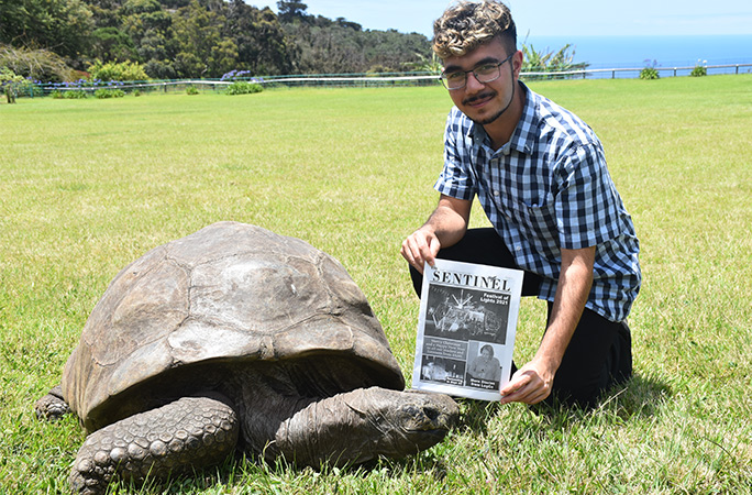Jonathan-oldest-tortoise-with-St-Helenian_tcm25-688688.jpg