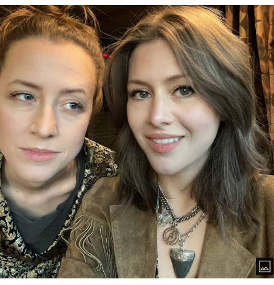 Larkin Poe.png